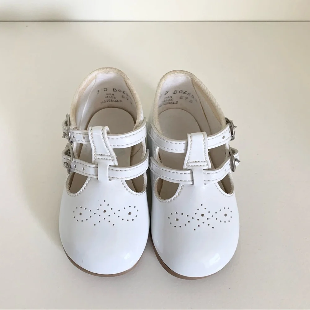 90s Vintage Patent baby shoes